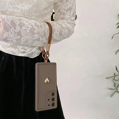 Modèle Heart Strap – Coque Samsung Galaxy avec Cordon et Cœur Doré 3D SMARTS ACCESS